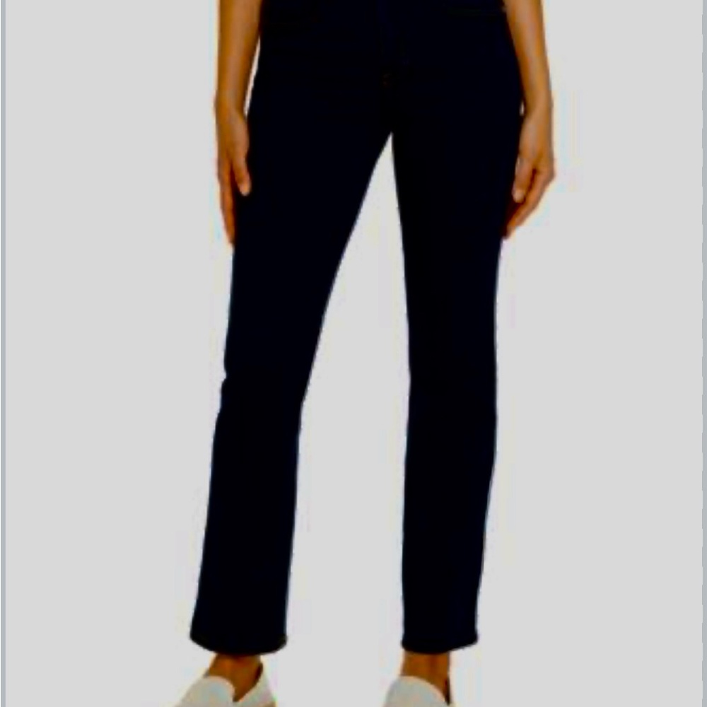 Style Co Straight Leg Dark Wash Denim Jean.